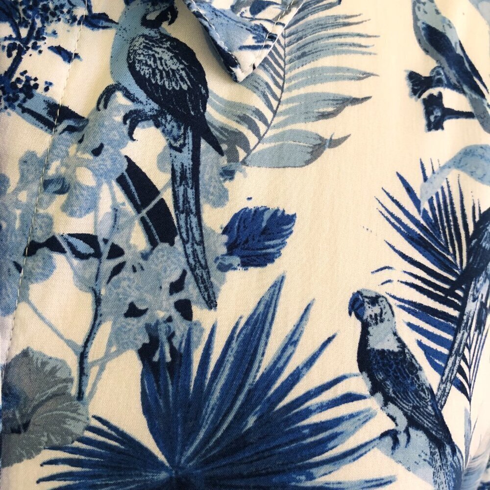 Jane + Delancey Blue Tropical Print Button Up Shirt Blouse Top Large - Picture 5 of 6